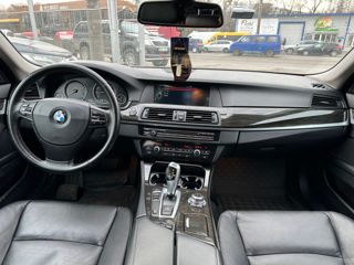 BMW 5 Series foto 8