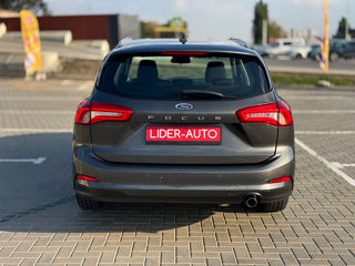 Ford Focus foto 5