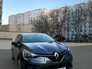 Renault Clio фото 9
