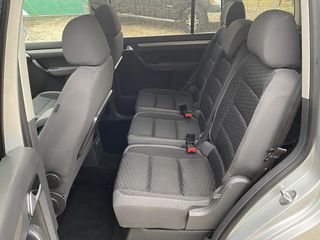 Volkswagen Touran foto 19