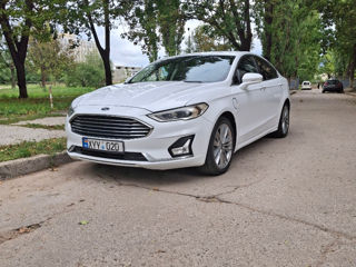 Ford Fusion foto 6