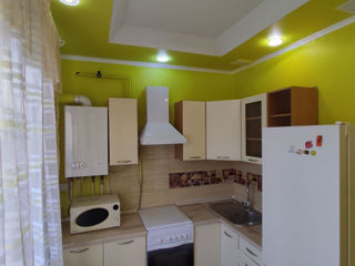 Apartament cu 2 camere, 83 m², Centru, Bălți foto 7