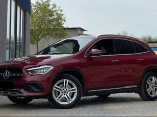 Mercedes GLA foto 9