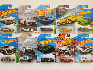 Hot Wheels Mainline / Basic Collection foto 6