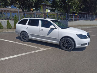 Skoda Octavia foto 2