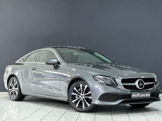 Mercedes E-Class Coupe foto 3