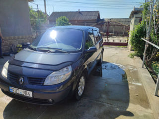 Renault Grand Scenic foto 4