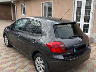 Toyota Auris foto 4