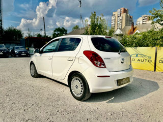 Hyundai i20 foto 3