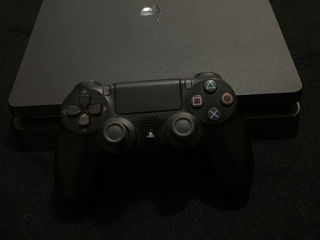 PlayStation 4 Slim 500 GB foto 2