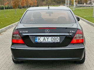 Mercedes E-Class foto 6