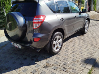 Toyota Rav 4 foto 5