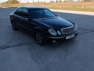 Mercedes E-Class foto 3