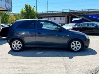 Opel Corsa foto 4