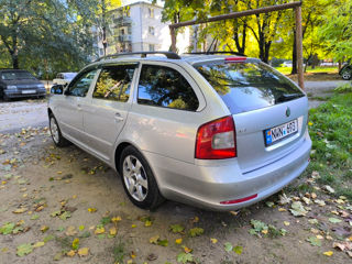 Skoda Octavia foto 3