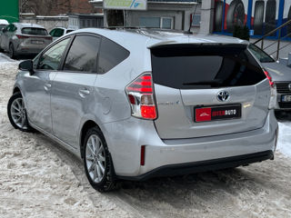 Toyota Prius + foto 5