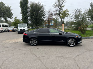 Ford Fusion foto 6