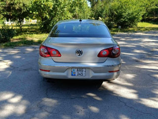 Volkswagen Passat CC foto 4