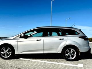 Ford Focus foto 2