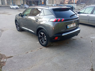 Peugeot 2008 foto 4