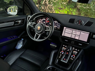 Porsche Cayenne foto 8