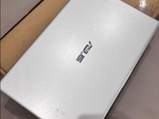 Asus VivoBook X512FA foto 2