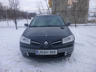 Renault Megane foto 1