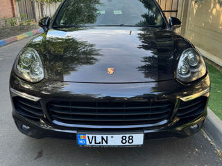 Porsche Cayenne foto 2