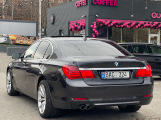 BMW 7 Series foto 4