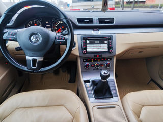 Volkswagen Passat foto 6