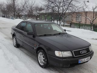 Audi 100 foto 3