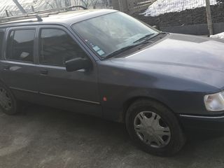 Ford Sierra foto 3