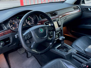 Skoda Superb foto 8