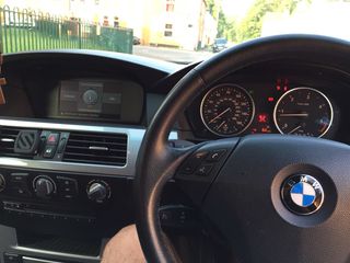 BMW 5 Series foto 8