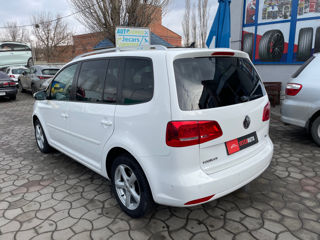 Volkswagen Touran foto 5