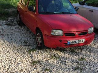 Nissan Micra foto 2