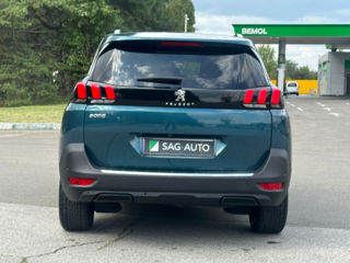 Peugeot 5008 foto 3