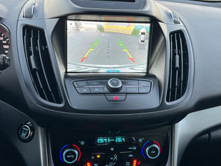 Ford Kuga foto 15