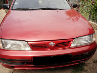 Nissan Almera foto 4