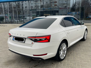 Skoda Superb foto 3