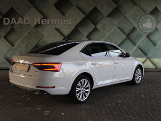 Skoda Superb foto 5