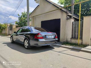 Mercedes E Class foto 3