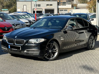 BMW 5 Series foto 4