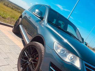 Volkswagen Touareg foto 8