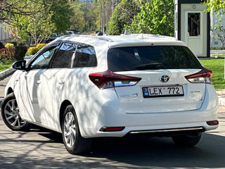 Toyota Auris foto 6