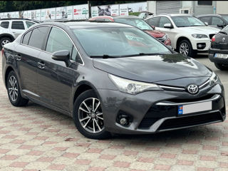 Toyota Avensis foto 6