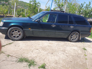 Mercedes Series (W124) фото 2