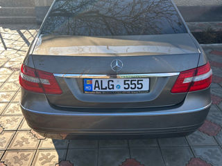 Mercedes E-Class foto 2