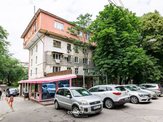 Apartament cu 2 camere, 57 m², Centru, Chișinău