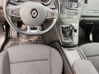 Renault Grand Scenic foto 6